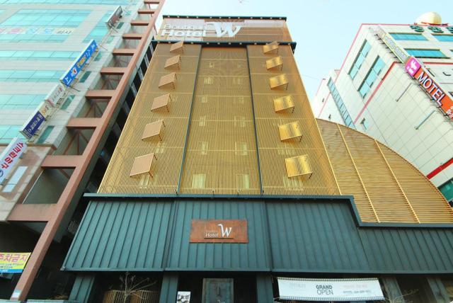 W Boutique Hotel Gimhae Exterior photo